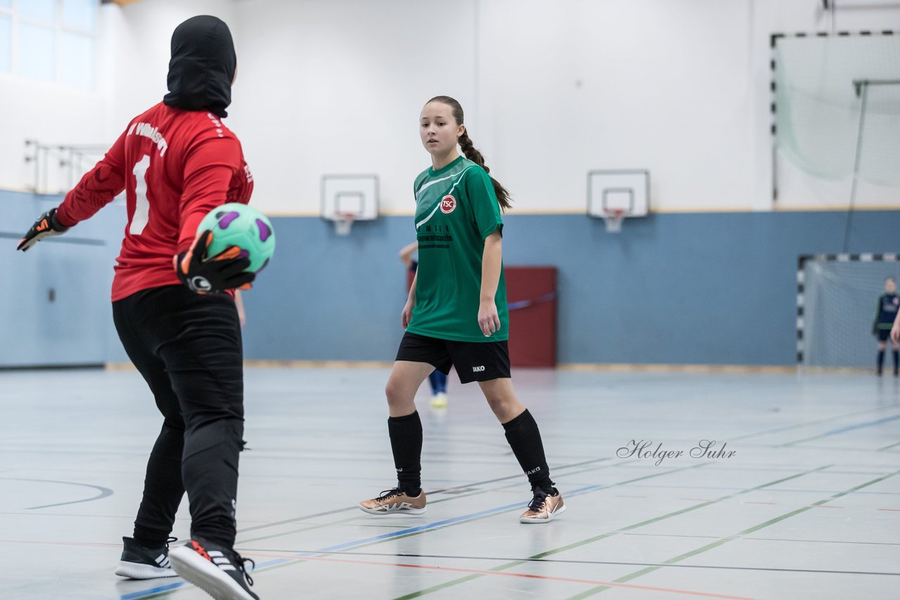 Bild 686 - C-Juniorinnen 2 Loewinnen Cup